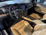 Volvo XC90-8