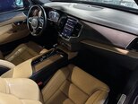 Volvo XC90-11