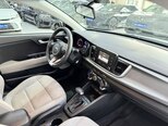 Kia Rio-10