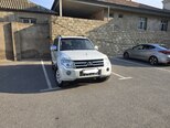 Mitsubishi Pajero-1