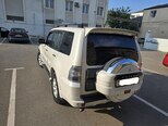 Mitsubishi Pajero-2