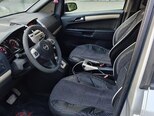 Opel Zafira-4