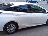 Toyota Prius-8