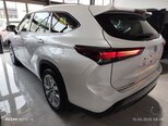 Toyota Highlander-4