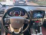 Kia Sorento-13