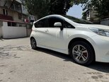 Nissan Note-7