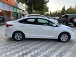 Hyundai Accent-3