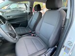 Hyundai Accent-11