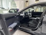 Hyundai Azera-10