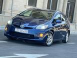 Toyota Prius-2