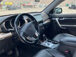 Kia Sorento-8