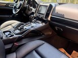 Porsche Cayenne-3