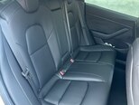 Tesla Model 3-9