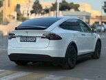 Tesla Model X-10