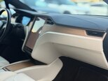 Tesla Model X-17