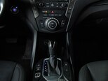 Hyundai Santa Fe-13