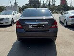 Nissan Tiida-6