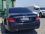 Mercedes E 200 4MATIC-2