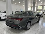 Hyundai Elantra-5