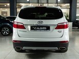 Hyundai Grand Santa Fe-31
