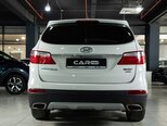 Hyundai Grand Santa Fe-32