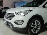 Hyundai Grand Santa Fe-5