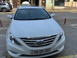 Hyundai Sonata-2