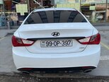 Hyundai Sonata-5