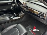 Audi A8-15