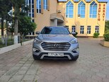 Hyundai Grand Santa Fe-1
