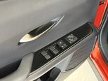 Lexus UX 250h-14