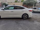 Hyundai Elantra-5