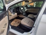 Hyundai Elantra-11