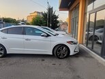 Hyundai Elantra-20