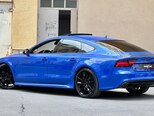 Audi RS7-5