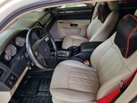 Chrysler 300C-8