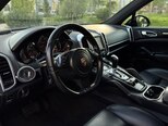 Porsche Cayenne-6
