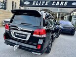 Toyota Land Cruiser-7