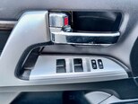 Toyota Land Cruiser-13