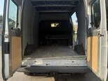 Ford Transit-12