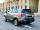 Kia Sorento-13