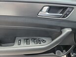 Hyundai Sonata-6