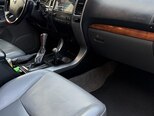 Toyota Land Cruiser Prado-13
