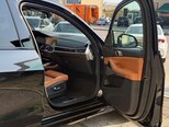 BMW X7-9