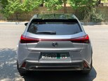 Lexus UX 300h-3