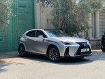 Lexus UX 300h-2