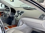 Toyota Camry-14