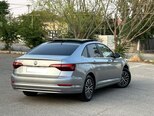 Volkswagen Jetta-5