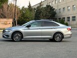 Volkswagen Jetta-13