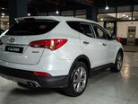 Hyundai Santa Fe-32